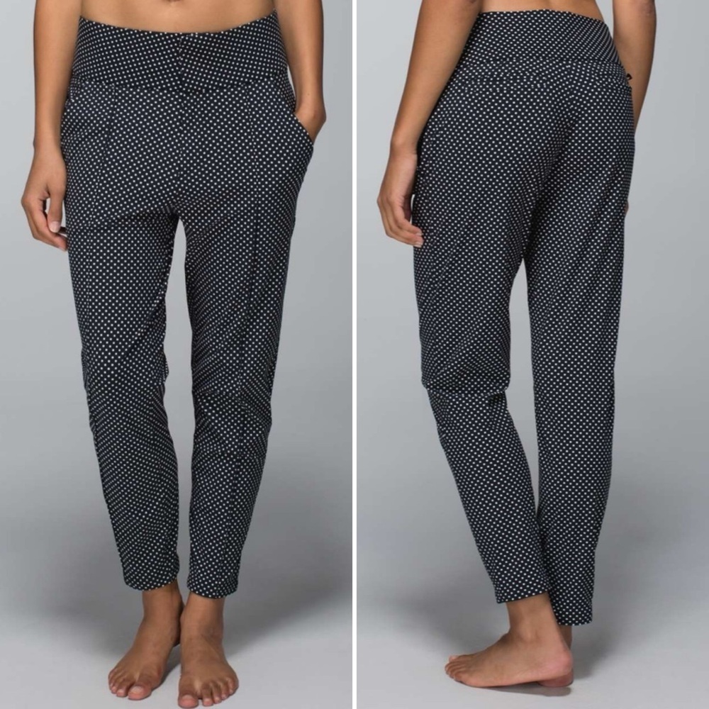 LULULEMON Athletica Departure Pant Biggy Dot Printed Black Ghost